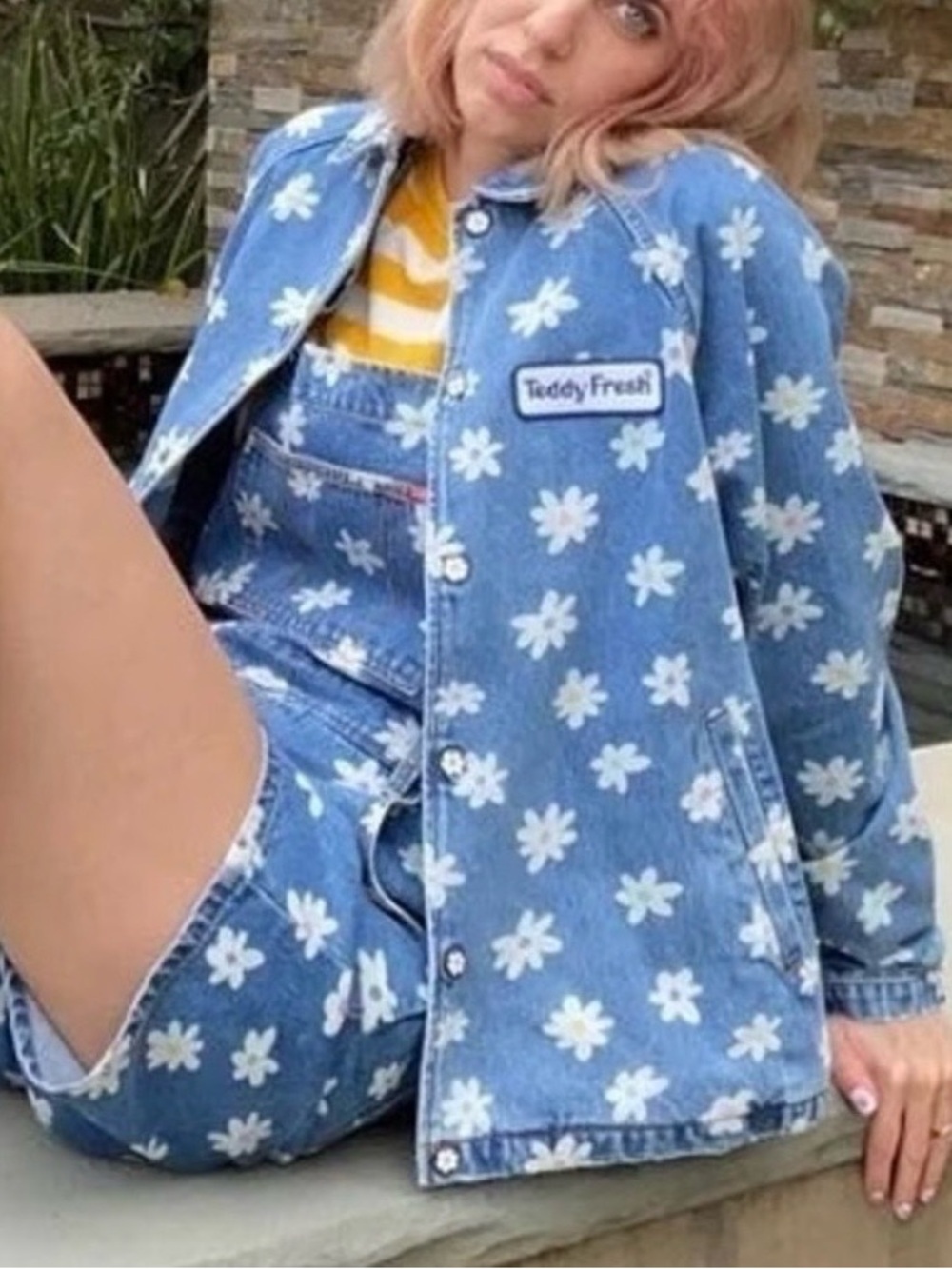 Teddy Fresh Pushing Daisies Floral Denim Jacket – Size Small